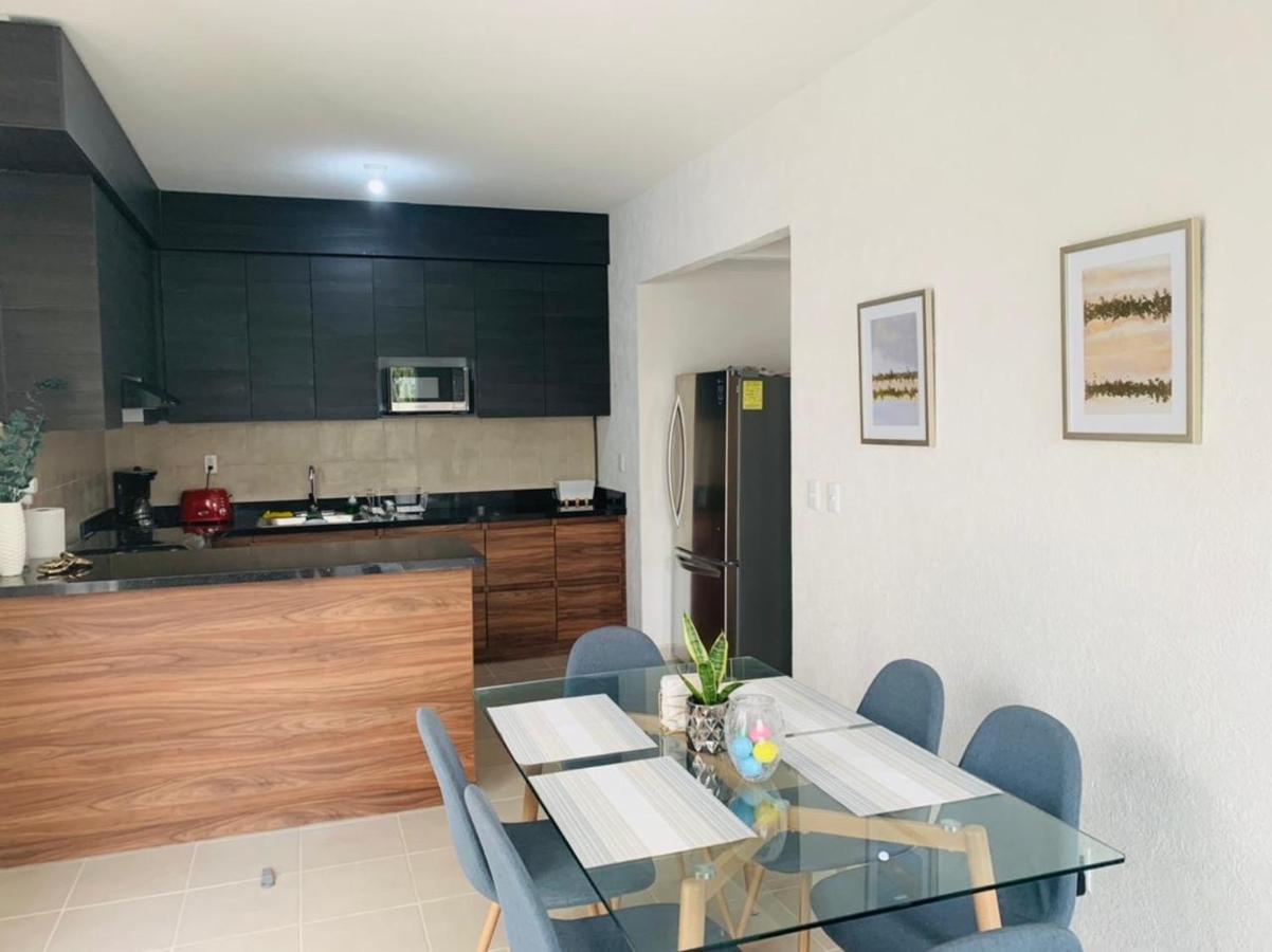 Franks House Apartment "Shared House" Cancun Bagian luar foto